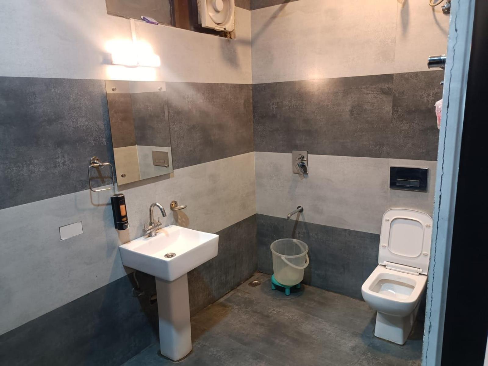 Rāi Hotel Kuber מראה חיצוני תמונה