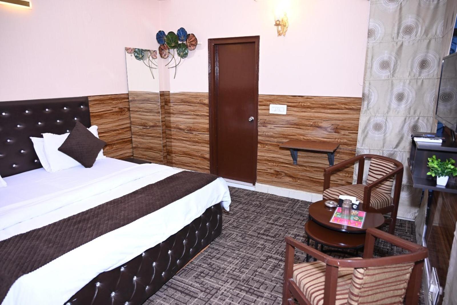 Rāi Hotel Kuber מראה חיצוני תמונה