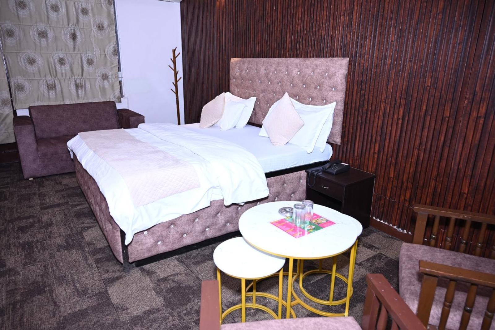 Rāi Hotel Kuber מראה חיצוני תמונה
