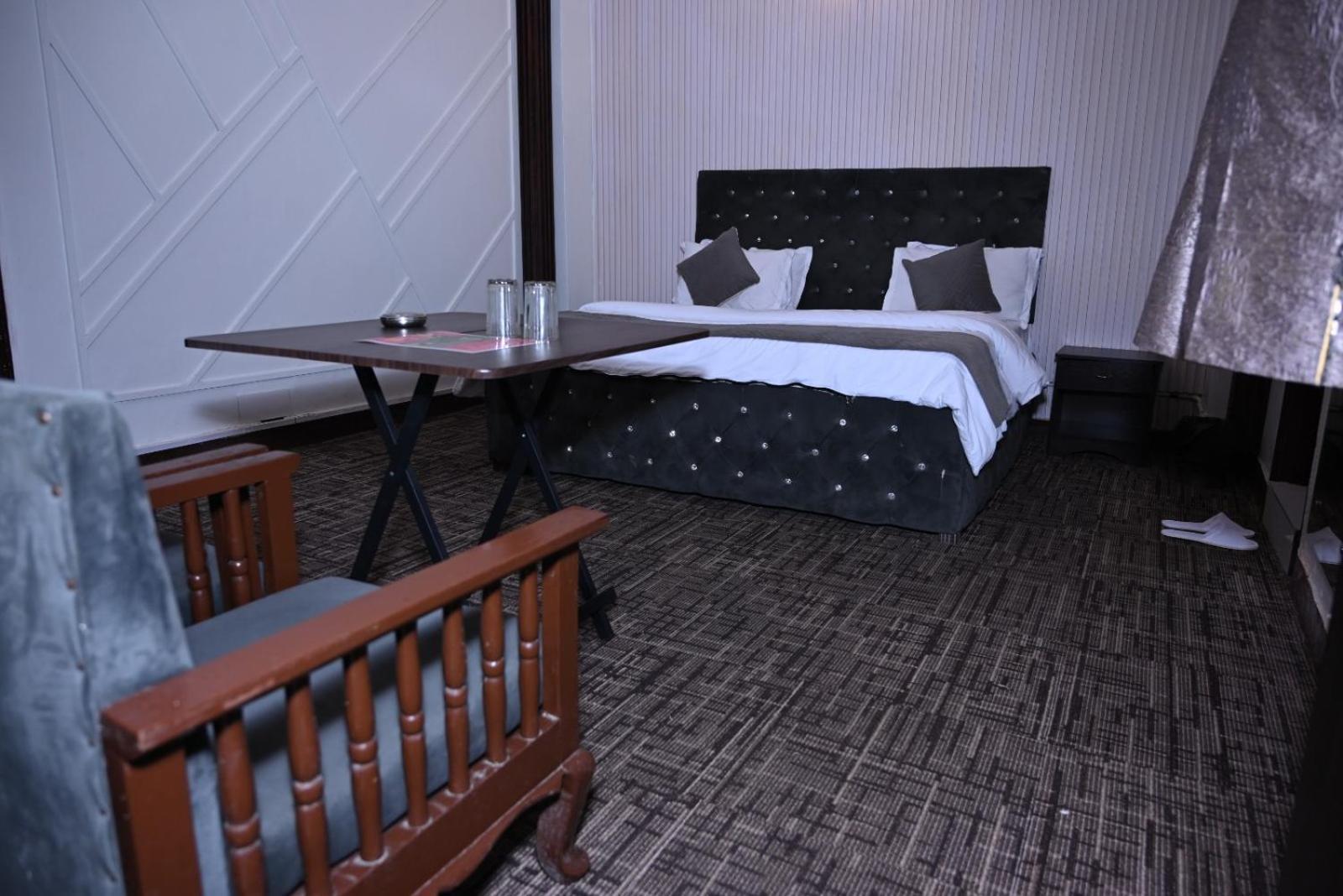 Rāi Hotel Kuber מראה חיצוני תמונה