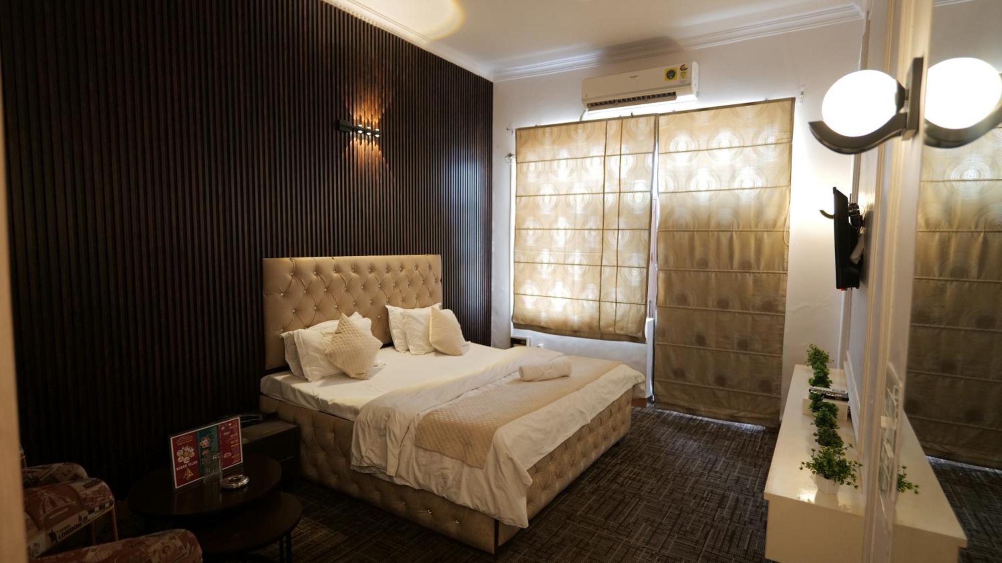 Rāi Hotel Kuber מראה חיצוני תמונה